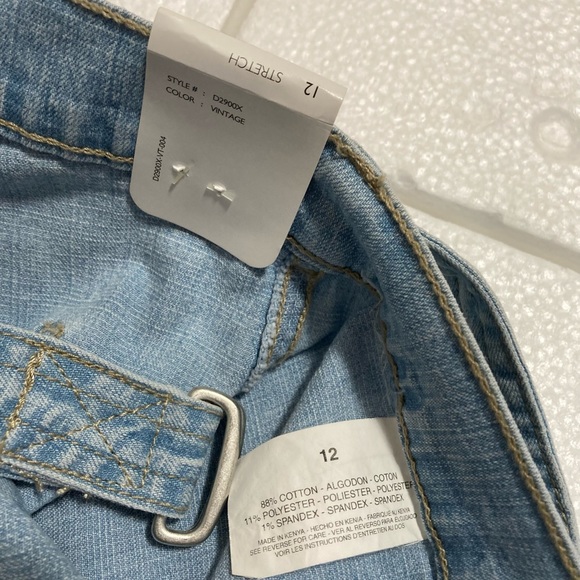 Gloria Vanderbilt women jean shorts Size 12 NWT - Picture 10 of 10